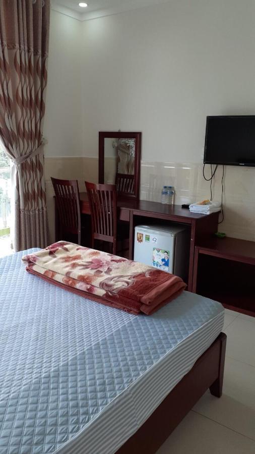Nha Nghi Binh Yen Bed & Breakfast Plây Ku Exterior foto